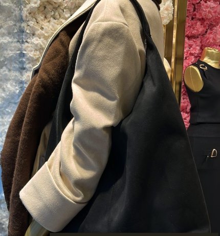 Siyah fermuarlı süet dokulu büyük omuz çantası