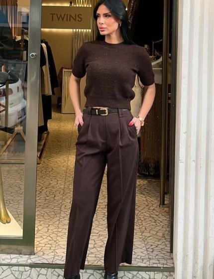 Kahverengi pileli kemerli kumaş pantolon