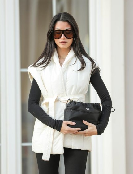 Ekru arkası triko detaylı şişme yelek