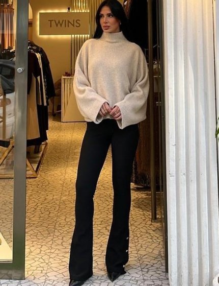 Siyah Düğme Detaylı İspanyol Paça Tayt Pantolon